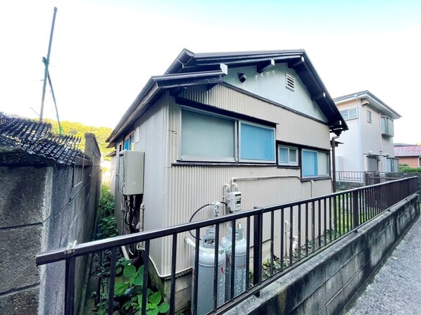 坂本町住宅の物件外観写真